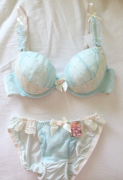 Porn photo babyhearted:  The sweetest and softest lingerie