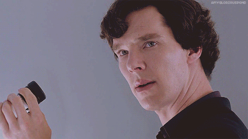 ∞ Scenes of Sherlock Molly: I’m just gonna go and get some crisps. Do you want anything?