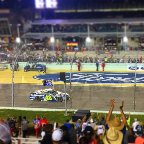 Congratulations to #jimmiejohnson on his seventh championship. What a win! #homesteadspeedway #raced