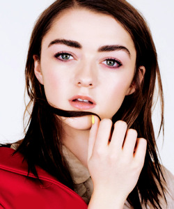 gameofthronesdaily: Maisie Williams for Glamour UK (May 2015)