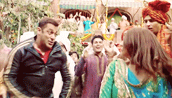 aadhiskanmani:  Baby ko Bass Pasand Hai