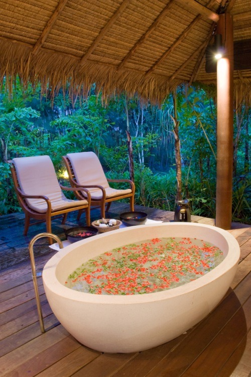 luxegen:  Don’t just reblog, Follow for more Clean Luxury! http://luxegen.tumblr.com
