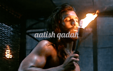 Ranveer Singh & Jim Sarbh | Padmaavat    ↳binte dil misiriya mein         pesh hai kullu shabaab