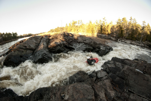 whitewater kayaking // november // ottawa river