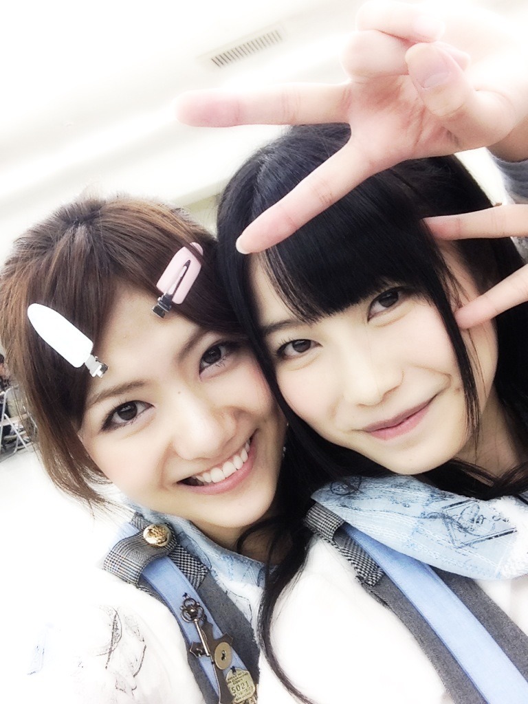 seundeubeu:  大阪着いた〜！宮澤さん好き(^з^)-☆ 