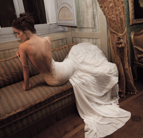 fathommythoughts:  hermionejg:  Not really into the whole ~weddings~ scene but god this is amazing. Were I to ever get married I’d want a backless dress like this. Love the deep cut on the back too. BACKS.  IT REMINDS ME OF A MERMAID 