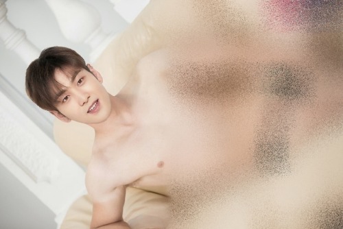 BAEKHOUNCENSORED VERSION IN : twitter.com/19kpopfakes