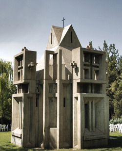 theoryofnefes:  Surp Khatch Chapel   Tehran