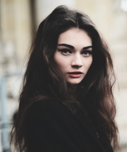 glitter-in-wonderland: carolinelevybencheton: Antonina shot by me after Chanel Couture show in Janua