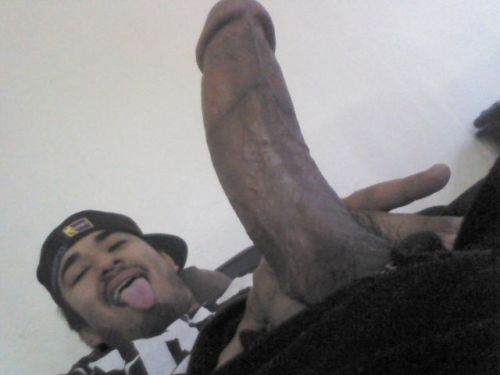 dopeboyshit:  http://dopeboyshit.tumblr.com/  So hot