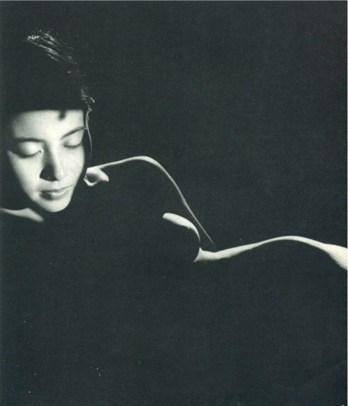 mondfaenger:Shell of Light (detail), 1949© Photo by Katsuji Fukuda
