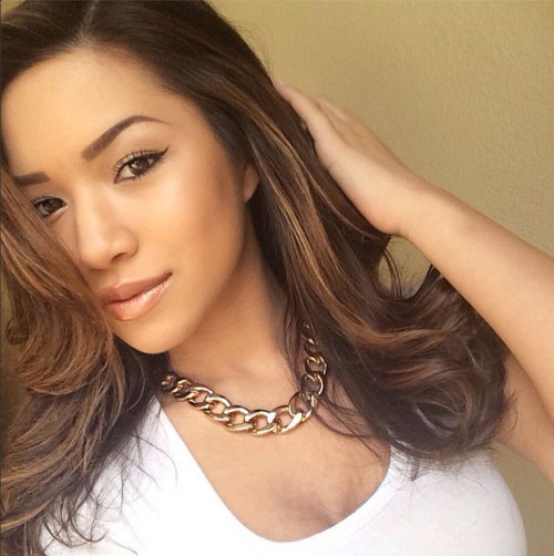 7daystheory:  Instagram Beauty of The Week // Julia Kelly @missjuliakelly CLICK FOR: FULL LINK
