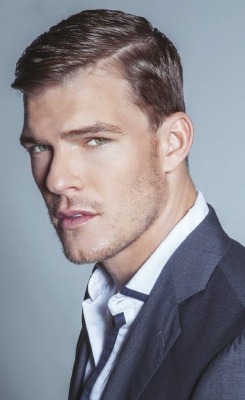 Alan Ritchson