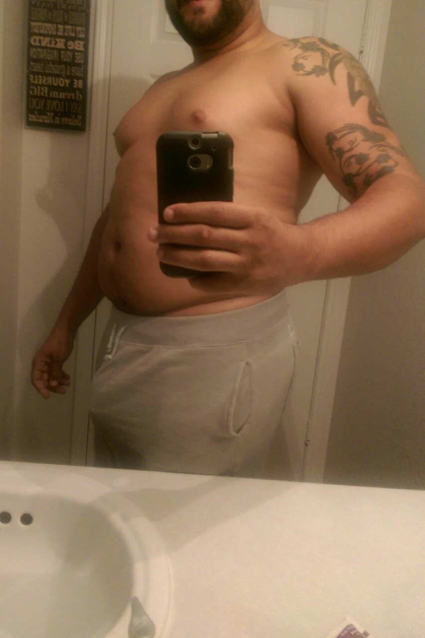 beefbearrito:  cubrocker86:  Woke up with wood, can I get a cub sucking on this?