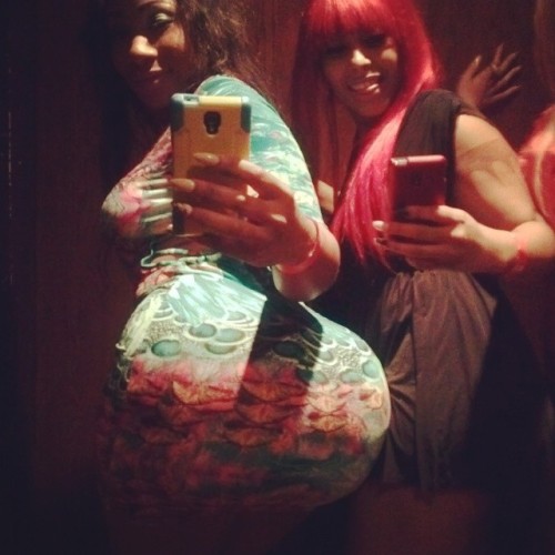 XXX phatbootycheeks:  Bunz4ever. .. photo