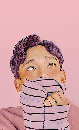 monoka:  lucky one teaser picturesÂ ðŸ€ 