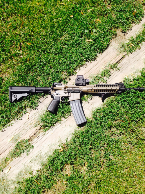 airbornejohn:  LWRC m6ic #eotech #gripstop