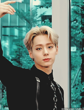 youngjolvr:  hwanwoong ✧ fact in star