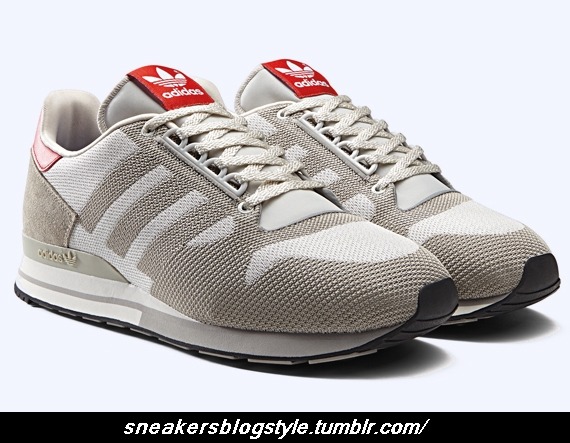 sneakersblogstyle:  for more sneakers pictures: http://sneakersblogstyle.tumblr.com/