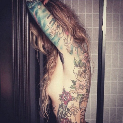 fantasticbodyart:  More here http://fantasticbodyart.tumblr.com