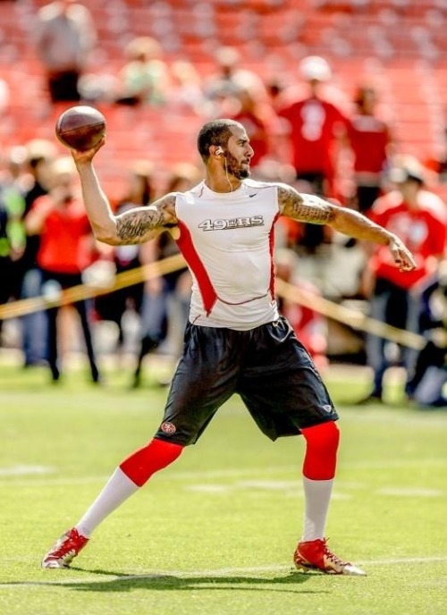   Colin Kaepernick with a beard is adorable   The scruff is growing on me I’ll admit it. 