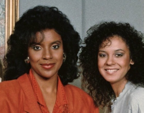 On The Cosby Show, Phylicia Rashad (born 1948) played the mother of Sabrina  Le Beauf (born 1958). Age difference = 10 years – @veryyoungtvparents on  Tumblr