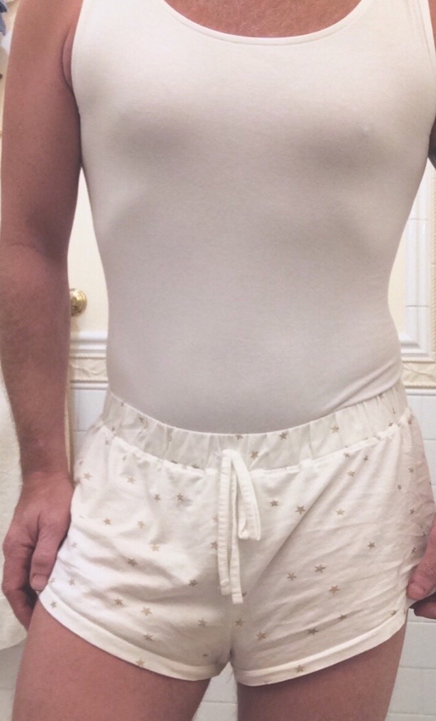 sohard69white:Cute little pyjama shorts & bodysuit