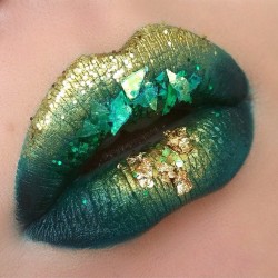 limecrime:  Stunning lips by @doyouevenblend, using #Serpentina &amp; #BlackVelvet with glitter on top! Tag #limecrime to have your work featured.