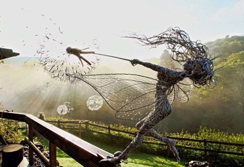 fer1972:  Amazing ‘Fairies with Dandelions’ Wire Sculptures by Robin Wight