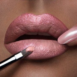dmpphotograph:#pink #pearl #lips today with #makeupartist @dammitnichole #lipart #liptar #pearlescent #nails #nailart #lip #makeup #liquidlipstick #LipOfTheDay #cosmetics #occ #sephora #rickys #metalliclips #beauty #beautymakeup
