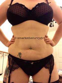 xmarksthecurvygirl:  New underwear.. Like?