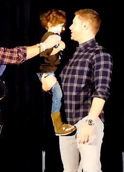 suckmywinchester:  Jensen and Thomas Padalecki @Seacon16 