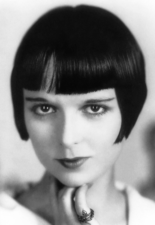 Porn summers-in-hollywood:  Louise Brooks photos