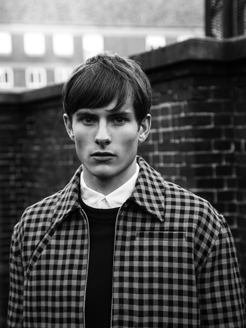 l-homme-que-je-suis:  Andreas Sandby in “Boys After School” Photographed by Marco Van Rijt and Styled by Shami Ezra for Scoop Model Management