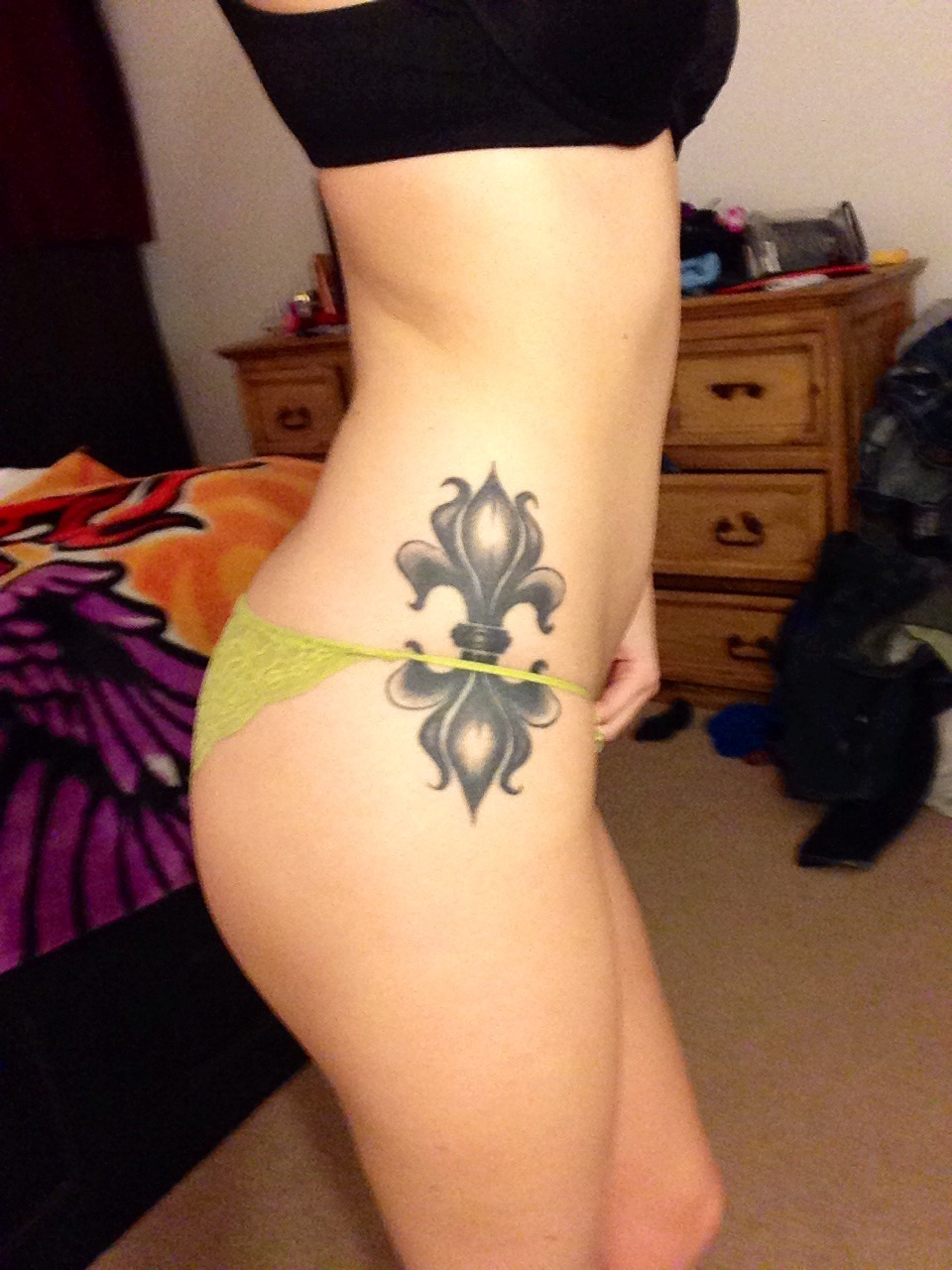lilsugar2u:  Yellow panties!