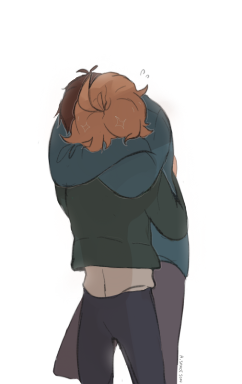 alienspaceson:  Lance + 4 hugsThe chin on shoulder hug, hug from behind, koala hug, and the PIDGE-YOU’RE-SO-TINY-LEMME-AT-IT-hug. 