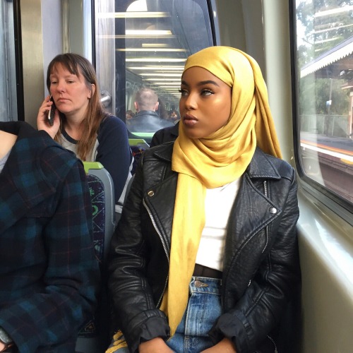 candiikismet:timeis-illmatic:My fave hijab rn ✨✨So GORGEOUS