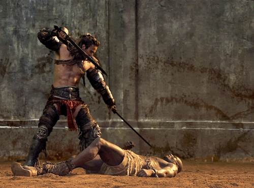 fallenvictory:There stand no champions here; only men and their fates. SPARTACUS: VENGEANCE (2012)