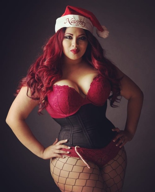 bustygirlsbras:ivydoomkitty:Heres a #tbt shot from a couple years back! I’ll have some pretty sweet 