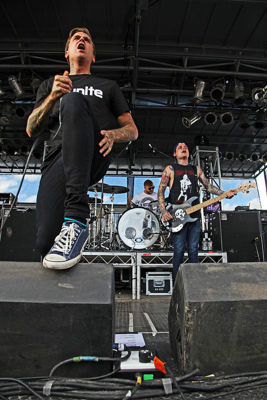 mitch-luckers-dimples:  Amity Affliction by Annette Geneva on Flickr. 