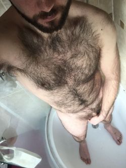 bears-haunts-n-taunts:  Wanna see more?? Follow Me! Submit pics and videos for consideration to be featured on my blog to piglatin33@yahoo.com!🐾 🐻🔞🔞🐻The Bear’s Den🔞🐻🐻 🔞 🐾 