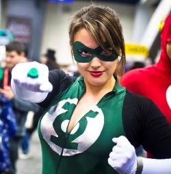 geek-ramblings:  A variety of cosplay.   Fuck yes!!! Love these woman