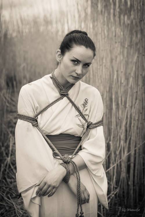 sasha-ishemia:  Ropes by Kalahari. Model: adult photos