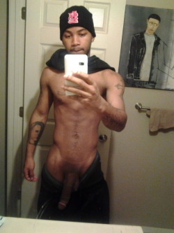 cupidon69:  black-m4m:  Dondrell Lewis Big