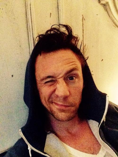 hiddlestonitalygroup:  and new pics in our gallery “Tom: funny faces” inwww.hiddlestonitalygroup.com/bwg_gallery/tom-funny-faces/