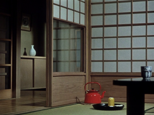 amanecernocturno:Equinox Flower (a.k.a. Higanbana) (Yasujiro Ozu, 1958): empty spaces.