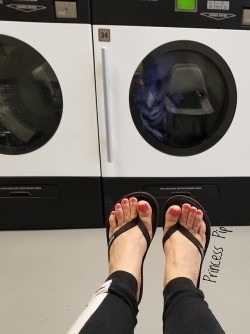 Wvfootfetish:  Princesspipsperfect10:  At The Laundromat Because The Washing Machine