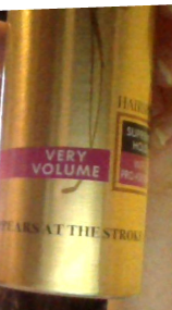 kimmune:Very volumeMuch holdSuch hairspray