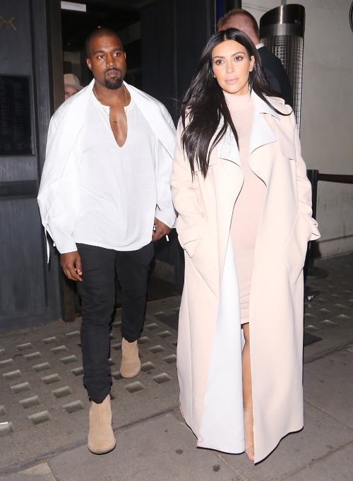 celebritiesofcolor:  Kanye West and Kim Kardashian at Hakkasan restaurant in London