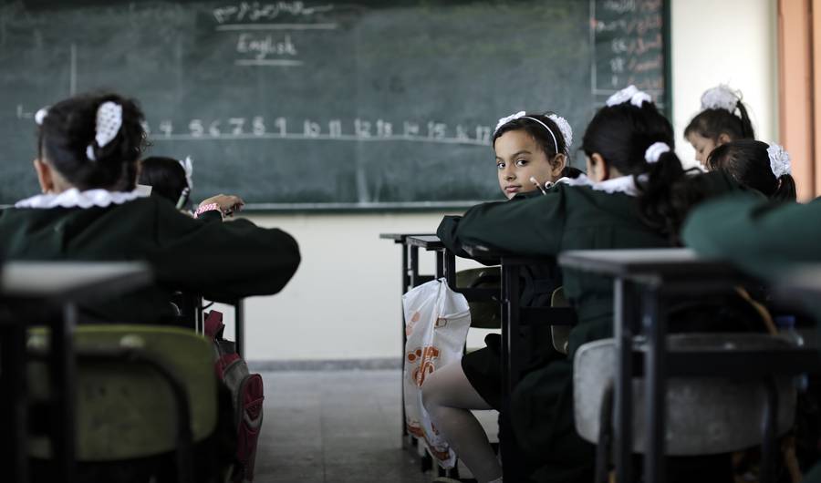 micdotcom:  Powerful photos show what back-to-school looks like in Palestine and